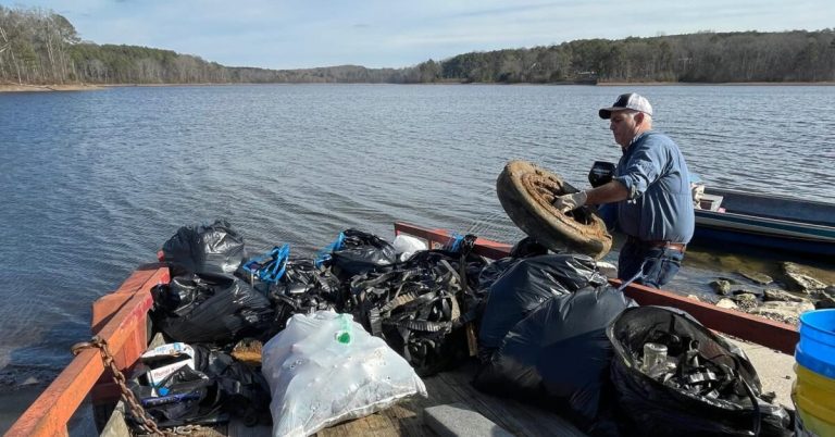 Litter cleanups = clean water: See how these Alabama groups make a difference Litter cleanups = clean water: See how these Alabama groups make a difference