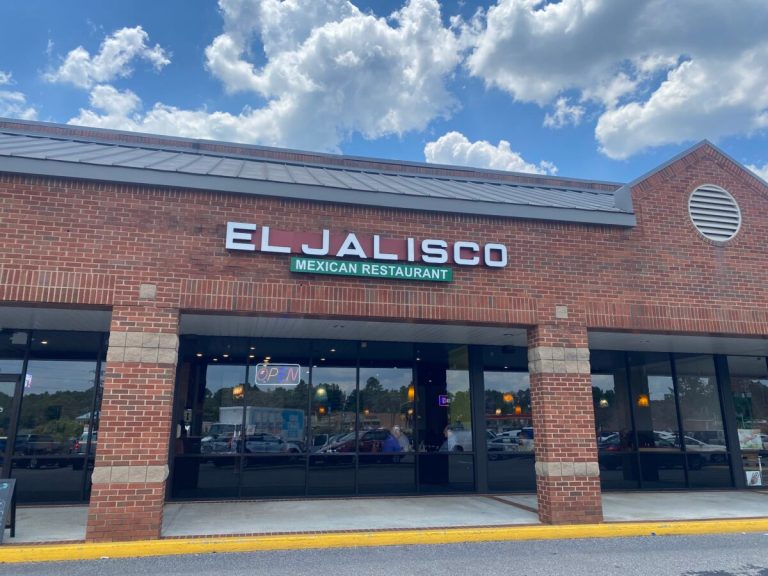 INSIDE LOOK: El Jalisco Mexican Restaurant on Valleydale Road INSIDE LOOK: El Jalisco Mexican Restaurant on Valleydale Road