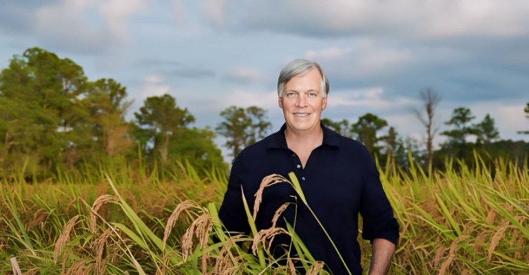 This local won the 2024 Frank Stitt Award for Industry Excellence This local won the 2024 Frank Stitt Award for Industry Excellence