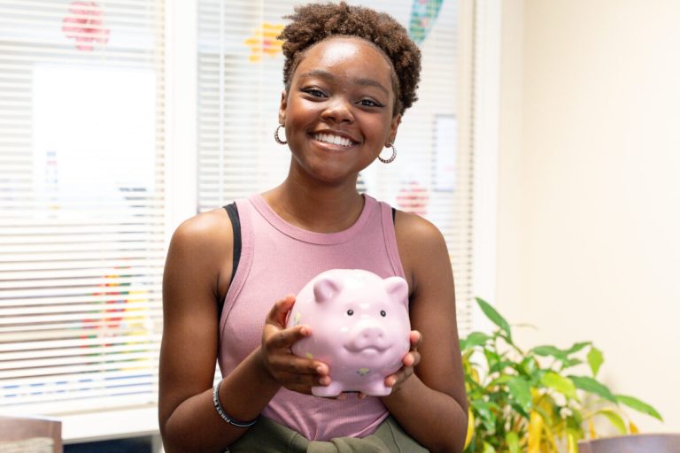 These kids are earning money for good grades—find out how These kids are earning money for good grades—find out how