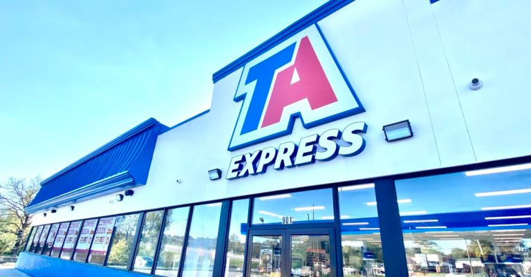 New full-service travel center opens near Finley Blvd. and I-59 New full-service travel center opens near Finley Blvd. and I-59