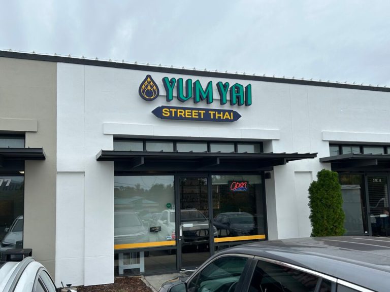 Locally-owned Thai restaurant on Highway 280 reopens after brief closure Locally-owned Thai restaurant on Highway 280 reopens after brief closure