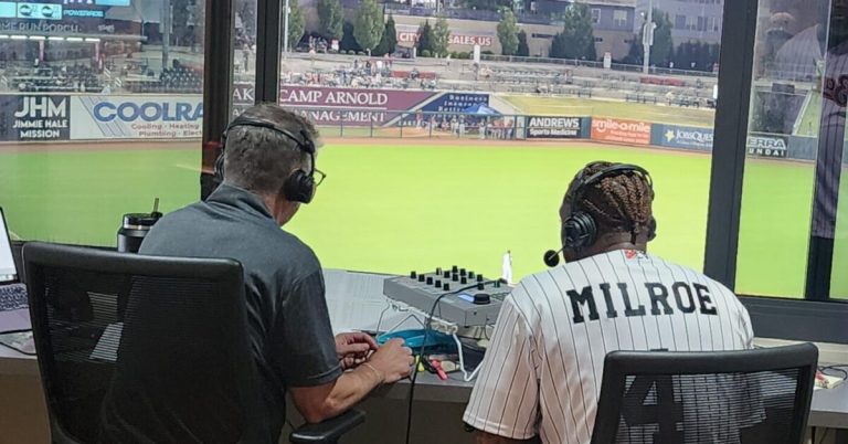 Curt Bloom stepping down after 33 seasons with Birmingham Barons Curt Bloom stepping down after 33 seasons with Birmingham Barons