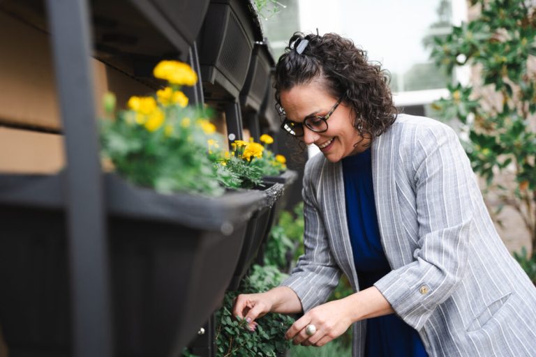 Find out how this 55+ community helps residents build friendships, try new things + thrive Find out how this 55+ community helps residents build friendships, try new things + thrive