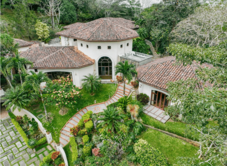 Big moves for Samford: A new campus in Costa Rica and local center for faith + learning Big moves for Samford: A new campus in Costa Rica and local center for faith + learning