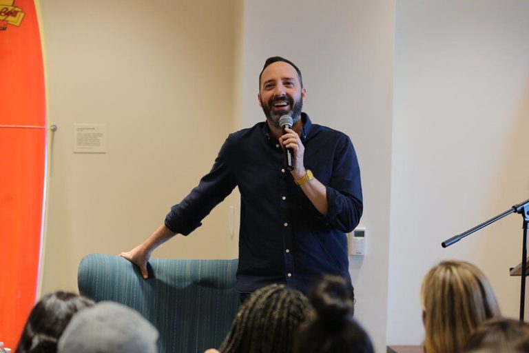 Arrested Development actor Tony Hale named Samford’s alumnus of the year Arrested Development actor Tony Hale named Samford’s alumnus of the year