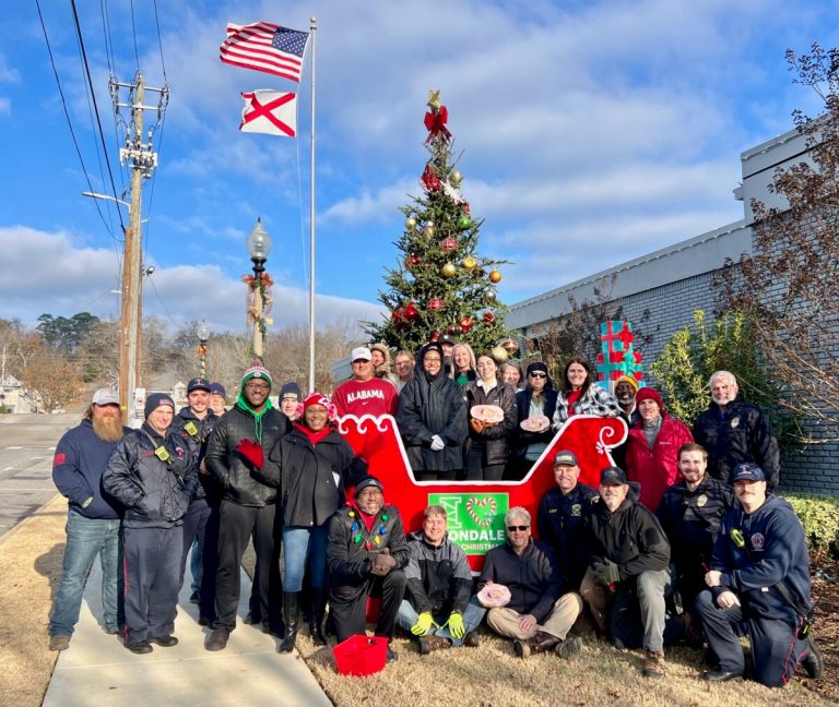 FREE holiday events + easy ways to give back this season in Irondale FREE holiday events + easy ways to give back this season in Irondale