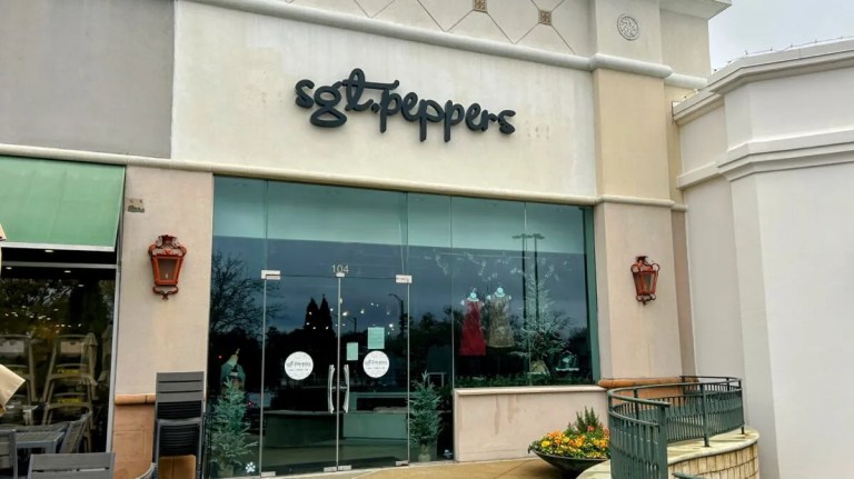 Sgt. Peppers at The Summit holds farewell sale ahead of January closing Sgt. Peppers at The Summit holds farewell sale ahead of January closing