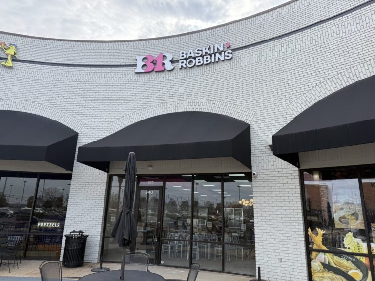 Baskin-Robbins is coming to Inverness Corners Baskin-Robbins is coming to Inverness Corners