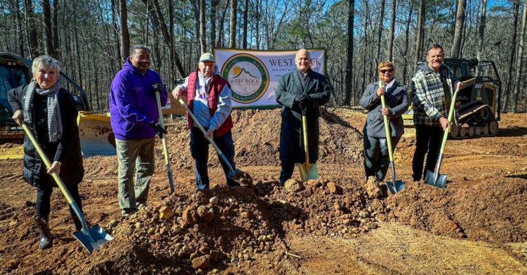 Hueytown breaks ground on new 400-acre nature preserve Hueytown breaks ground on new 400-acre nature preserve