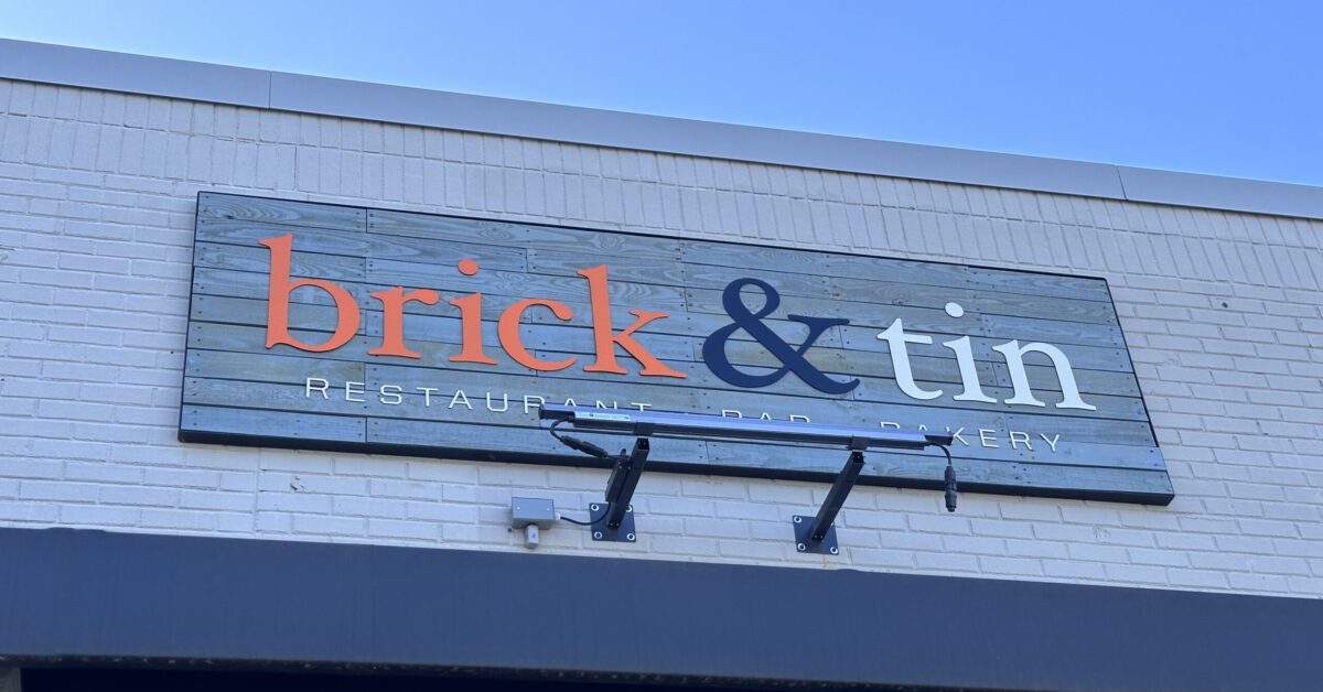 NEW: brick & tin opens 4th Alabama location in Cahaba Heights [PHOTOS] | Bham Now