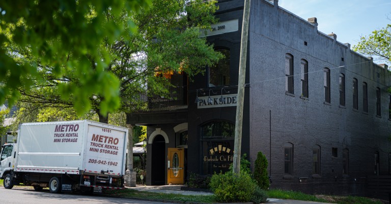 New dive bar coming to former Parkside on Fifth space in Avondale New dive bar coming to former Parkside on Fifth space in Avondale