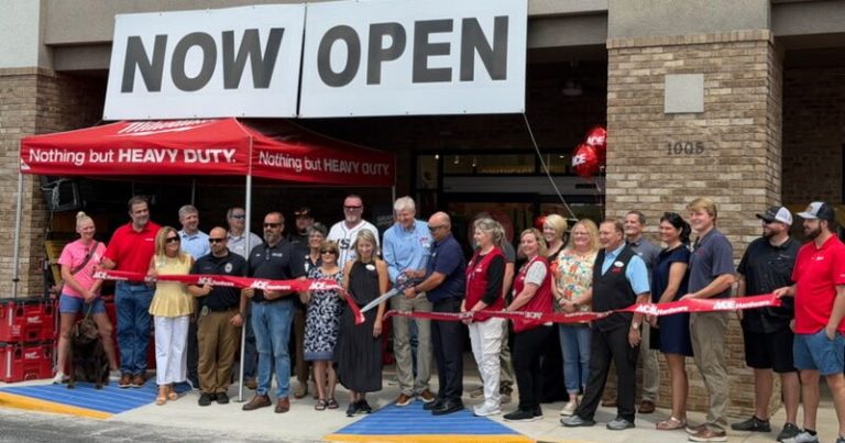 New Ace Hardware store opens in Moody New Ace Hardware store opens in Moody