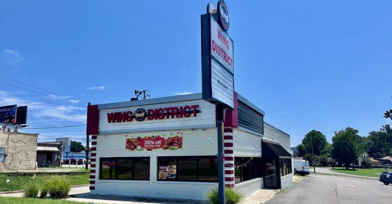 New: Wing District brings hibachi + 33 wing flavors to Midfield near Western Hills Mall New: Wing District brings hibachi + 33 wing flavors to Midfield near Western Hills Mall