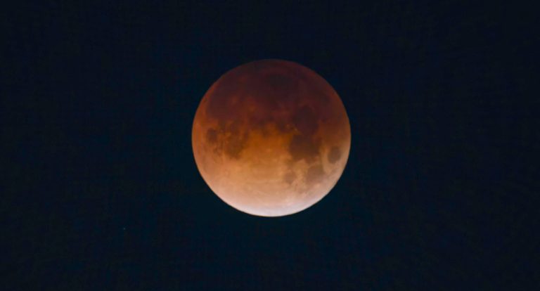 Look up, Birmingham: near-total lunar eclipse visible Aug. 27–28, 2026 Look up, Birmingham: near-total lunar eclipse visible Aug. 27–28, 2026