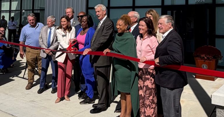 Jefferson County unveils new Birmingham animal shelter Jefferson County unveils new Birmingham animal shelter