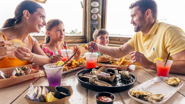 Holidays on Alabama’s Beaches: Start a new family tradition Holidays on Alabama’s Beaches: Start a new family tradition