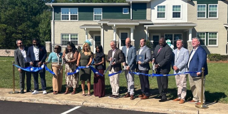 Cooper Green Homes unveils M renovation of 227 apartments Cooper Green Homes unveils M renovation of 227 apartments
