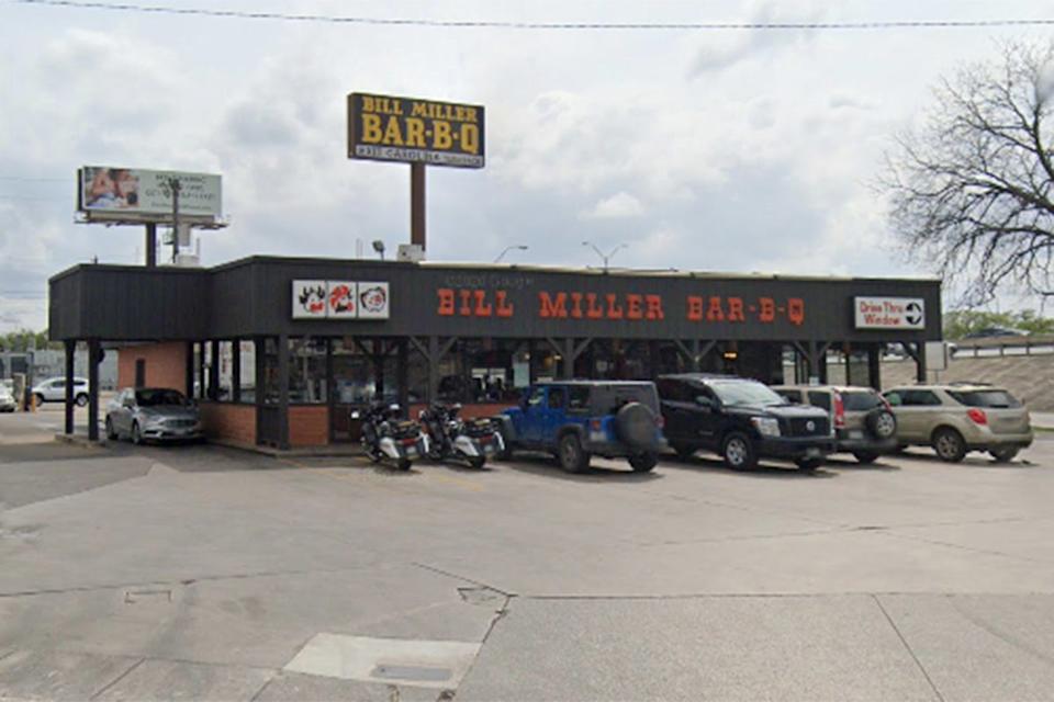 BBQ joint sued by household after 4-year-old baby allegedly burned by ‘dangerously sizzling’ sauce BBQ joint sued by household after 4-year-old baby allegedly burned by ‘dangerously sizzling’ sauce