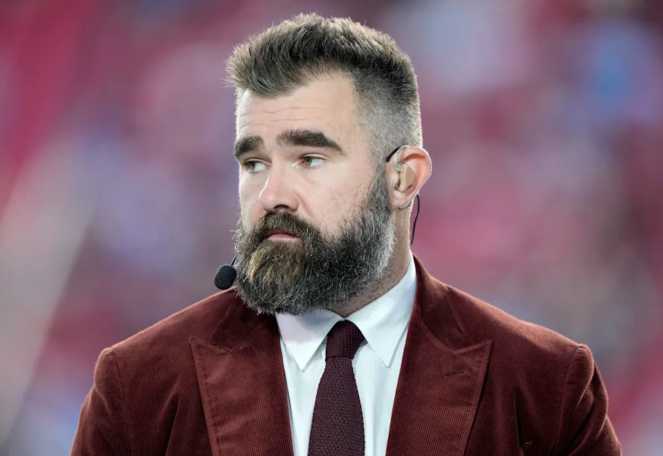 Former NFL Star Has Disgraceful Message For Jason Kelce Former NFL Star Has Disgraceful Message For Jason Kelce