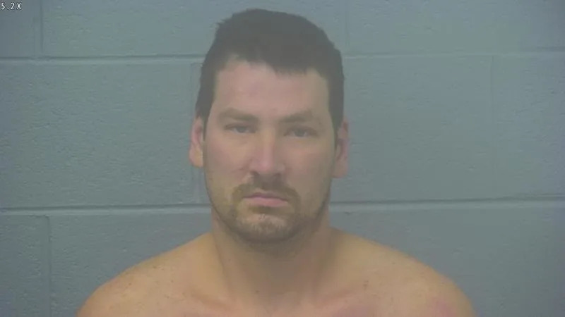 Springfield man arrested after aiming bow at deputies Springfield man arrested after aiming bow at deputies