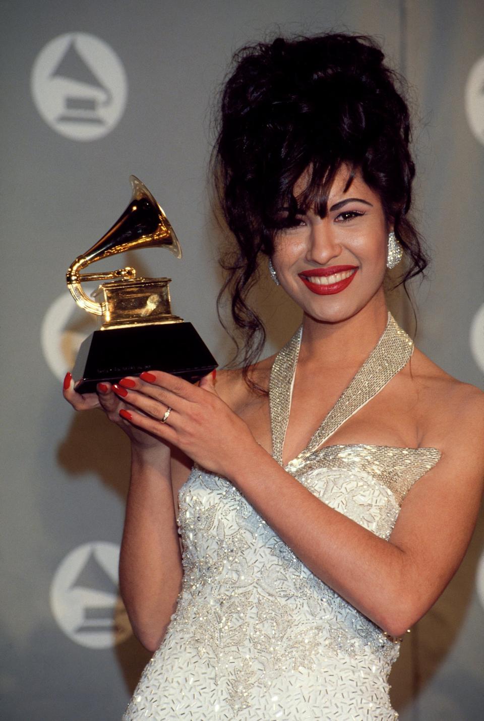 Lady who killed musician Selena asks for parole amid claims she has ‘bounty’ on her head Lady who killed musician Selena asks for parole amid claims she has ‘bounty’ on her head