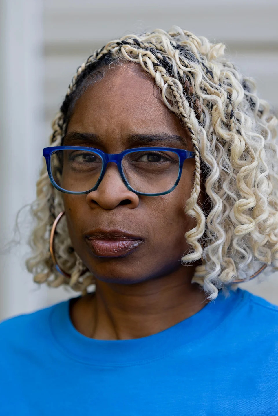 She obtained a ,000 fundamental earnings. Two years later, she’s again to working a number of jobs. She obtained a ,000 fundamental earnings. Two years later, she’s again to working a number of jobs.