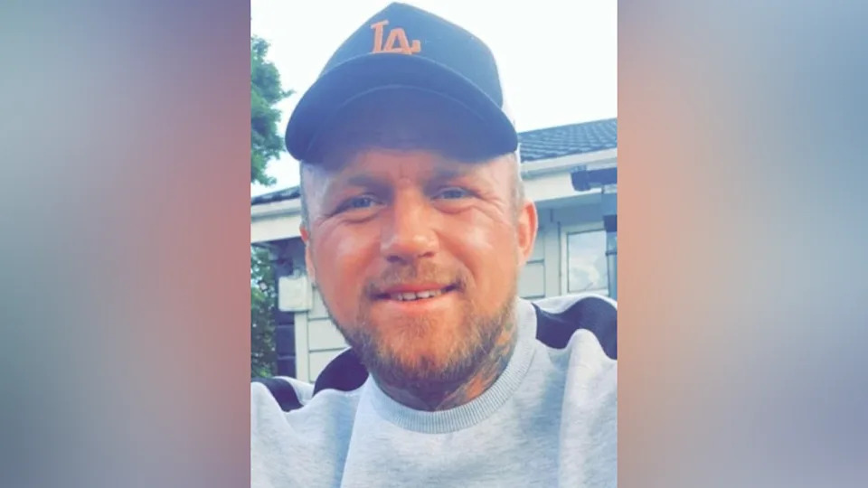 Man who threw ‘deadly and sickening’ punch exterior Wetherspoons pub jailed Man who threw ‘deadly and sickening’ punch exterior Wetherspoons pub jailed