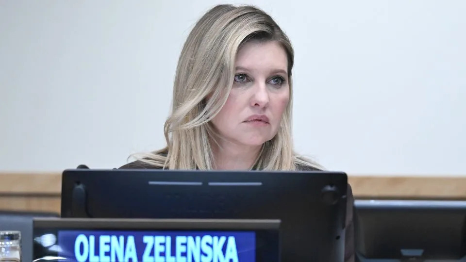 As Melania Trump tries to enlist different first spouses to her coalition, one urgently seeks her consideration As Melania Trump tries to enlist different first spouses to her coalition, one urgently seeks her consideration