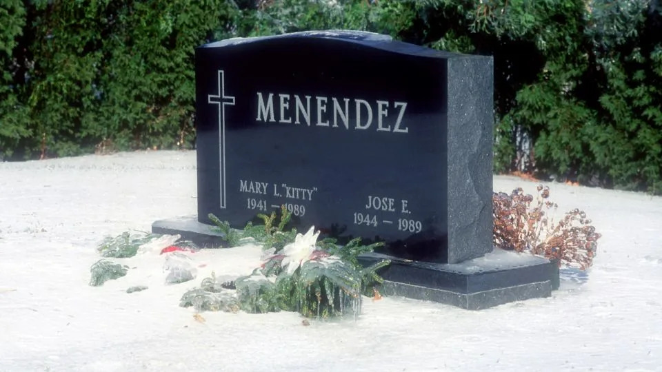 The Menendez brothers had been denied parole. These are the elements which are holding them behind bars The Menendez brothers had been denied parole. These are the elements which are holding them behind bars