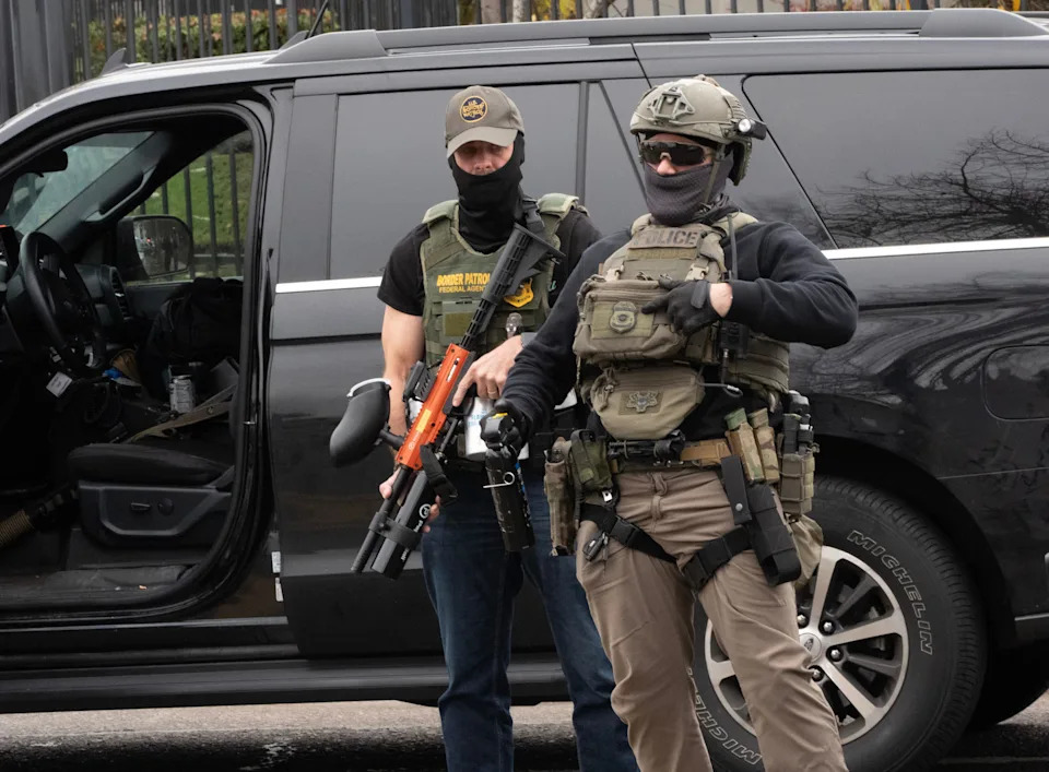 Council declares immigration motion in Eugene ‘humanitarian disaster’ Council declares immigration motion in Eugene ‘humanitarian disaster’