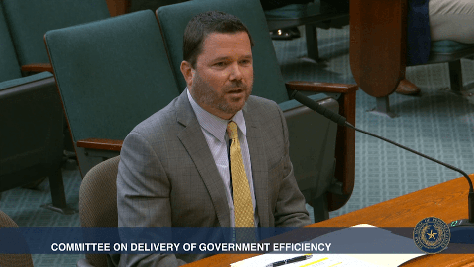 Medical insurance CEO admits to hiring personal investigators to dig up dust on sufferers, medical doctors and politicians Medical insurance CEO admits to hiring personal investigators to dig up dust on sufferers, medical doctors and politicians