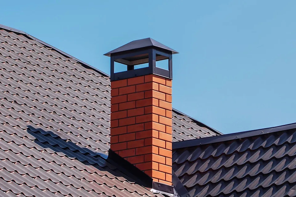 Texas Couple Thought a Raccoon Acquired Caught in Their Chimney, however It Was a Suspected Burglar Texas Couple Thought a Raccoon Acquired Caught in Their Chimney, however It Was a Suspected Burglar