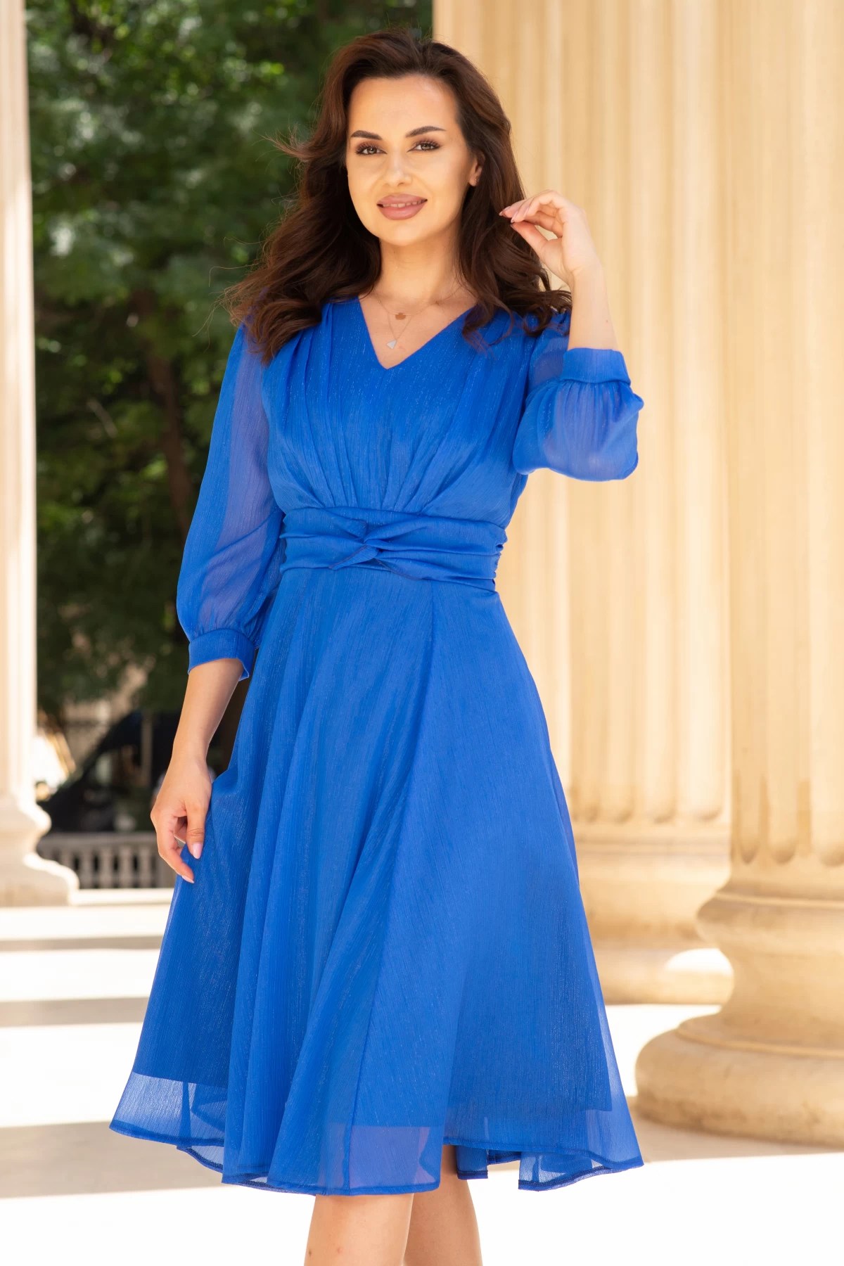 Rochie midi de ocazie albastră în clos romina cu fir lurex – InPuff Rochie midi de ocazie albastră în clos romina cu fir lurex – InPuff