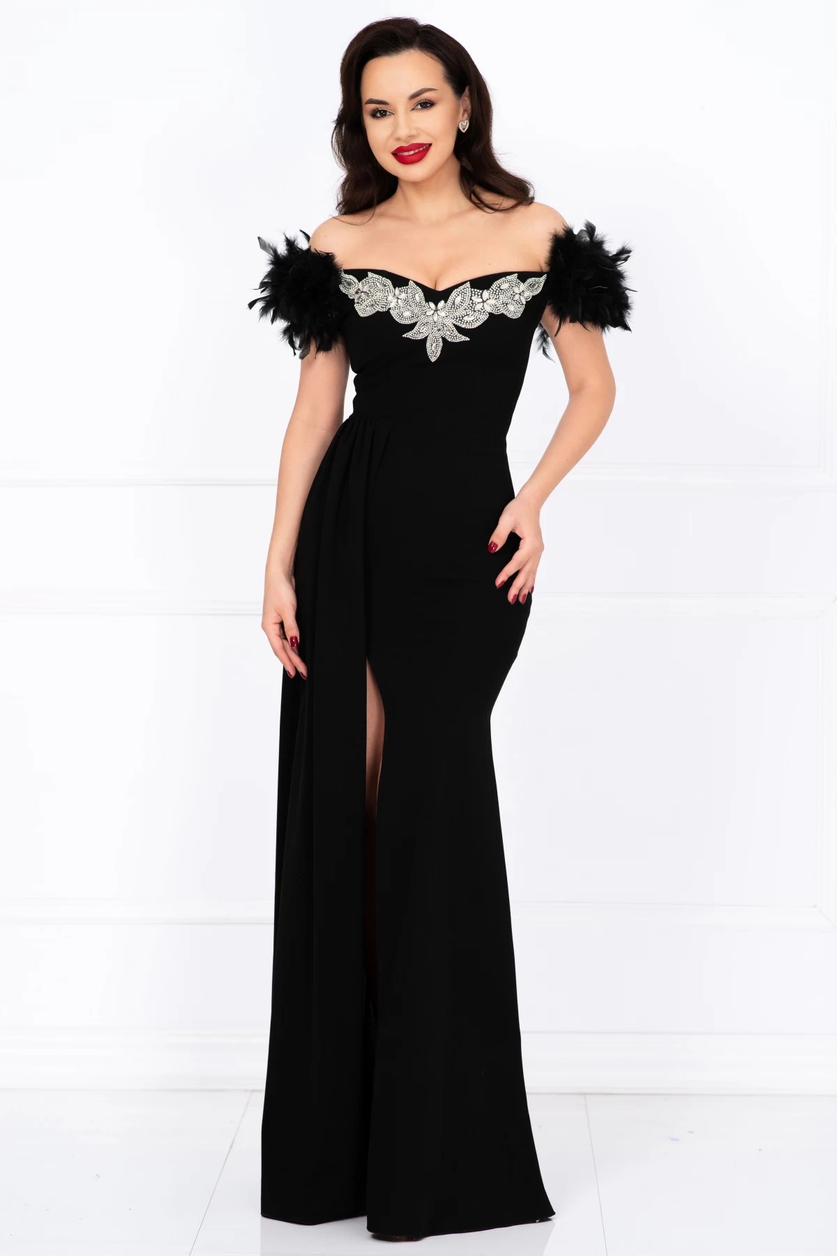 Rochie de seară lungă neagră tip sirenă alissa cu trena și fulgi – InPuff Rochie de seară lungă neagră tip sirenă alissa cu trena și fulgi – InPuff