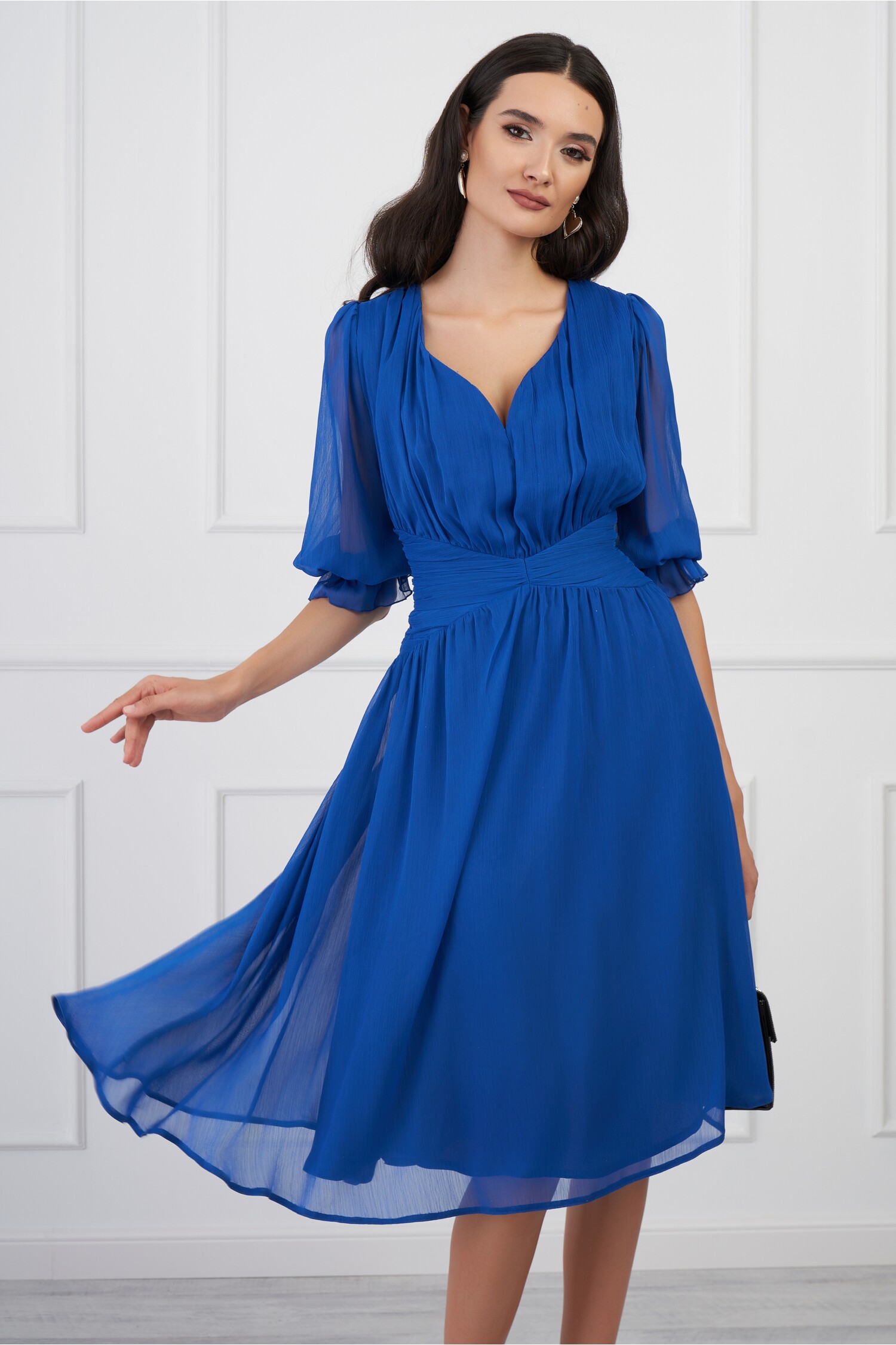 Rochie albastră vaporoasă din voal mara Rochie albastră vaporoasă din voal mara