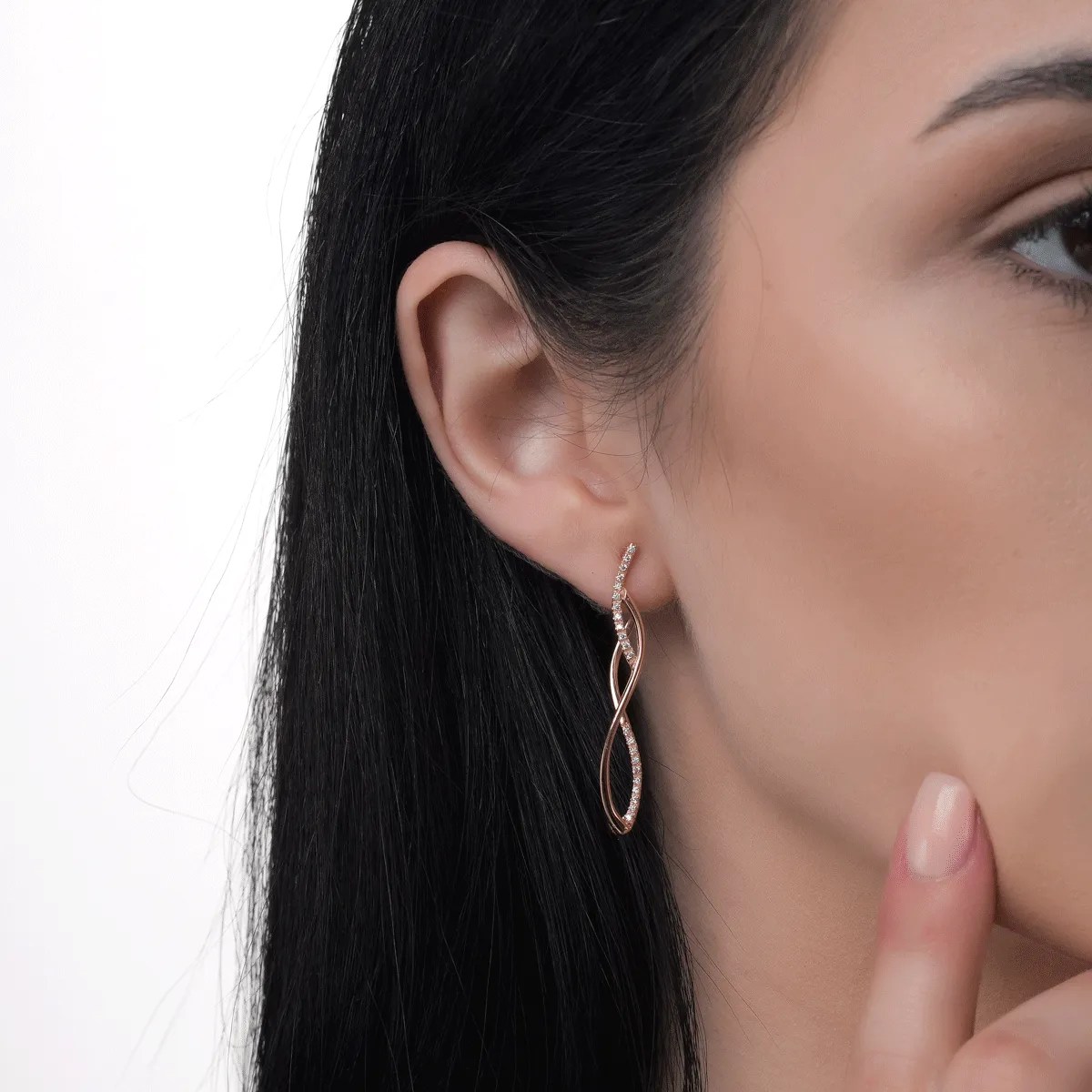 Cercei din aur roz – teilor Cercei din aur roz – teilor