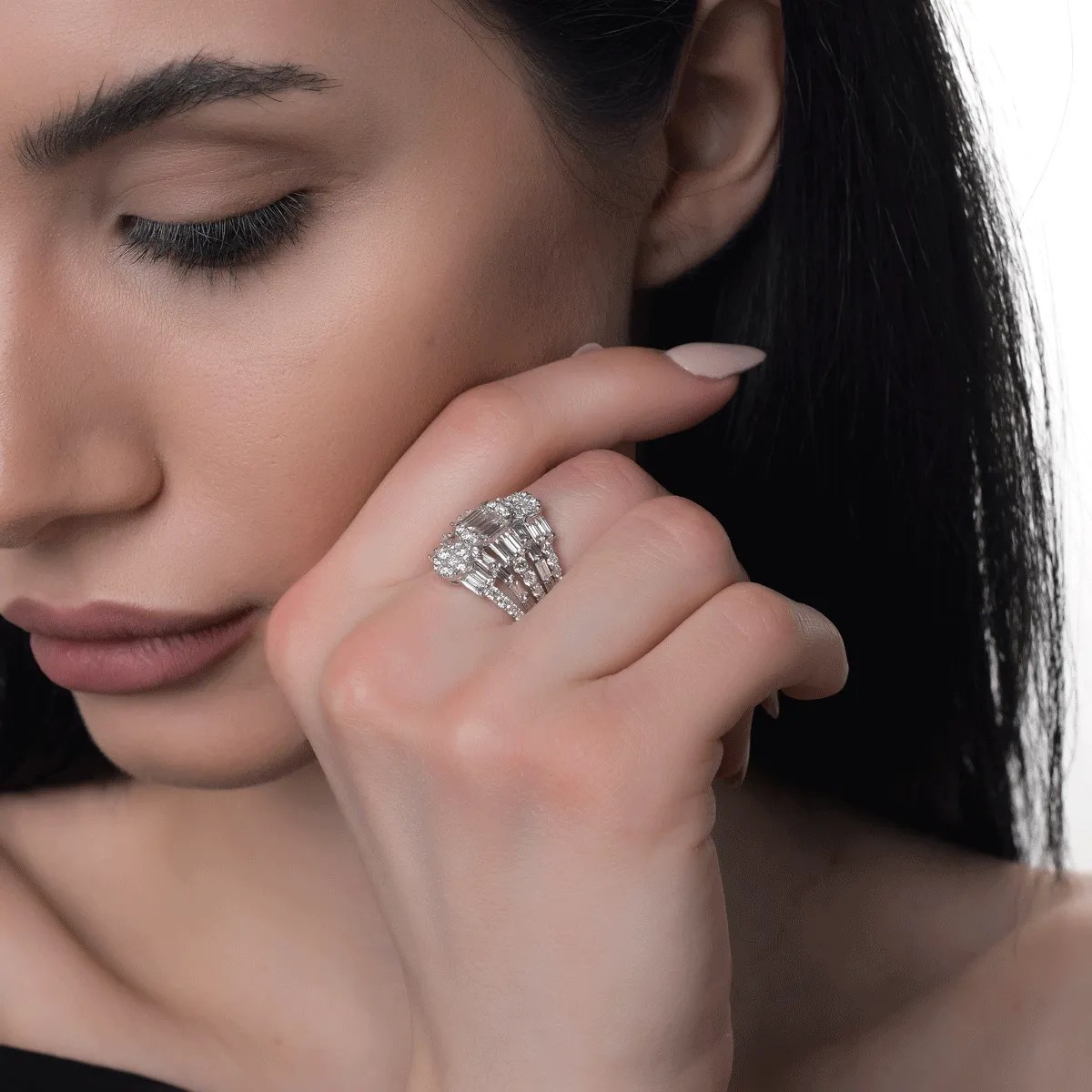 Inel aur alb cu diamante 2.7ct Inel aur alb cu diamante 2.7ct
