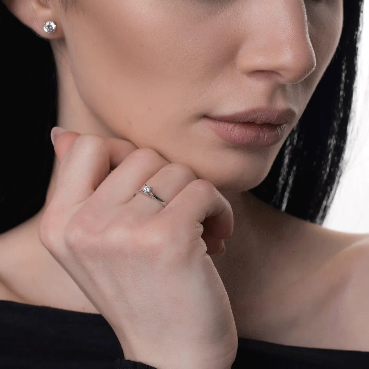 Inel logodnă aur alb cu diamant solitaire Inel logodnă aur alb cu diamant solitaire