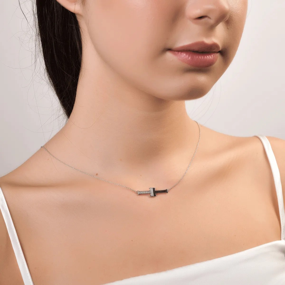 Lanț aur alb & diamant 0.1ct elegant Lanț aur alb & diamant 0.1ct elegant