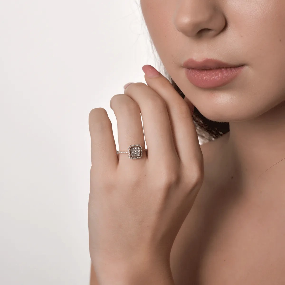 Inel aur roz cu diamante 0.62ct Inel aur roz cu diamante 0.62ct