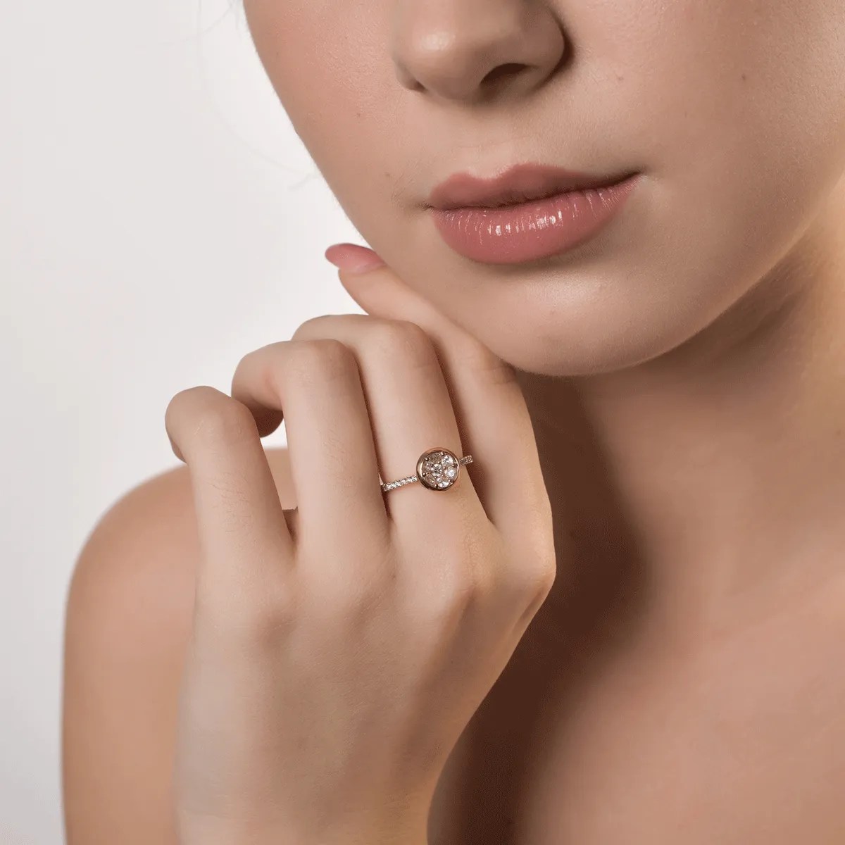 Inel aur roz cu diamante 0.62ct Inel aur roz cu diamante 0.62ct