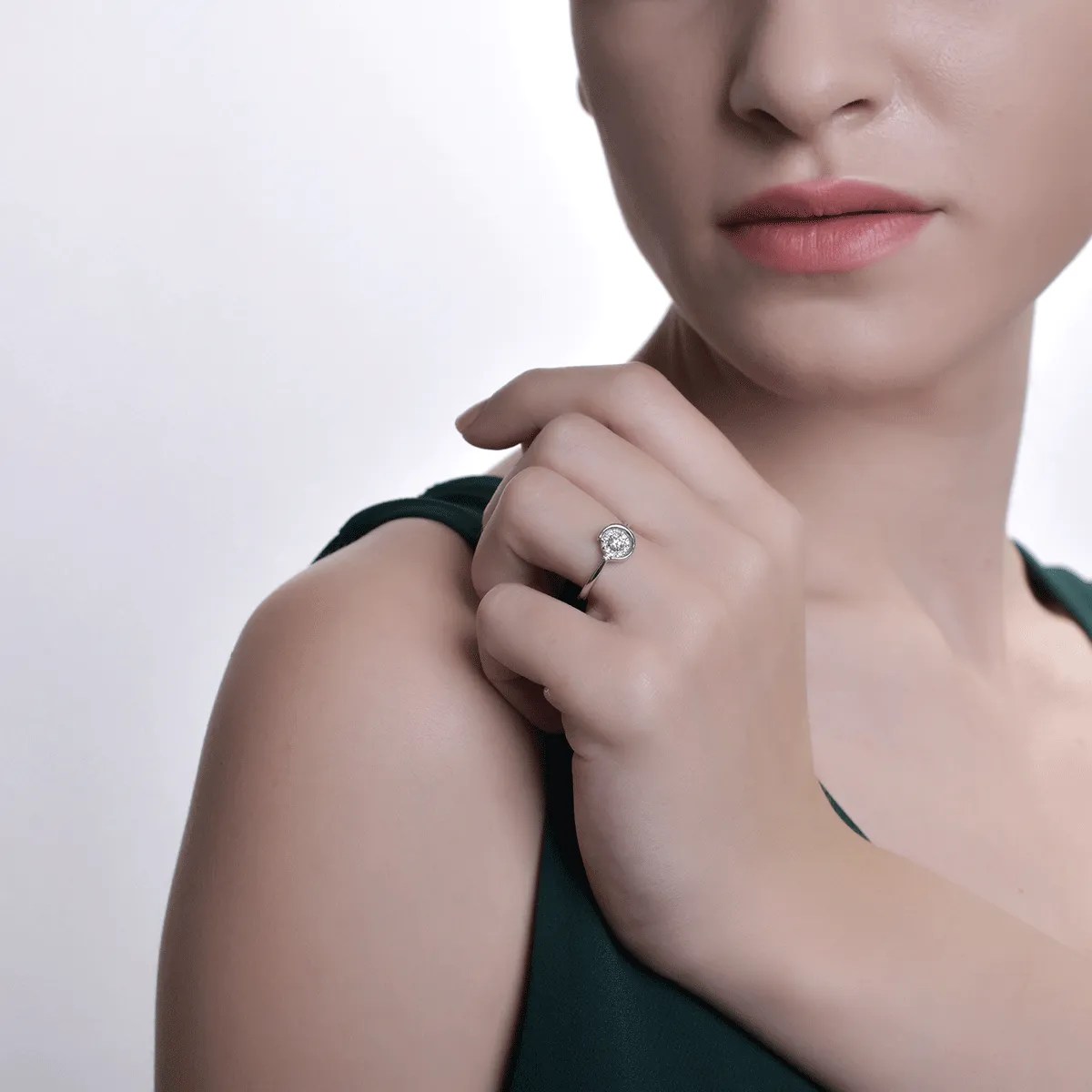 Inel din aur alb cu diamante 0.204ct Inel din aur alb cu diamante 0.204ct