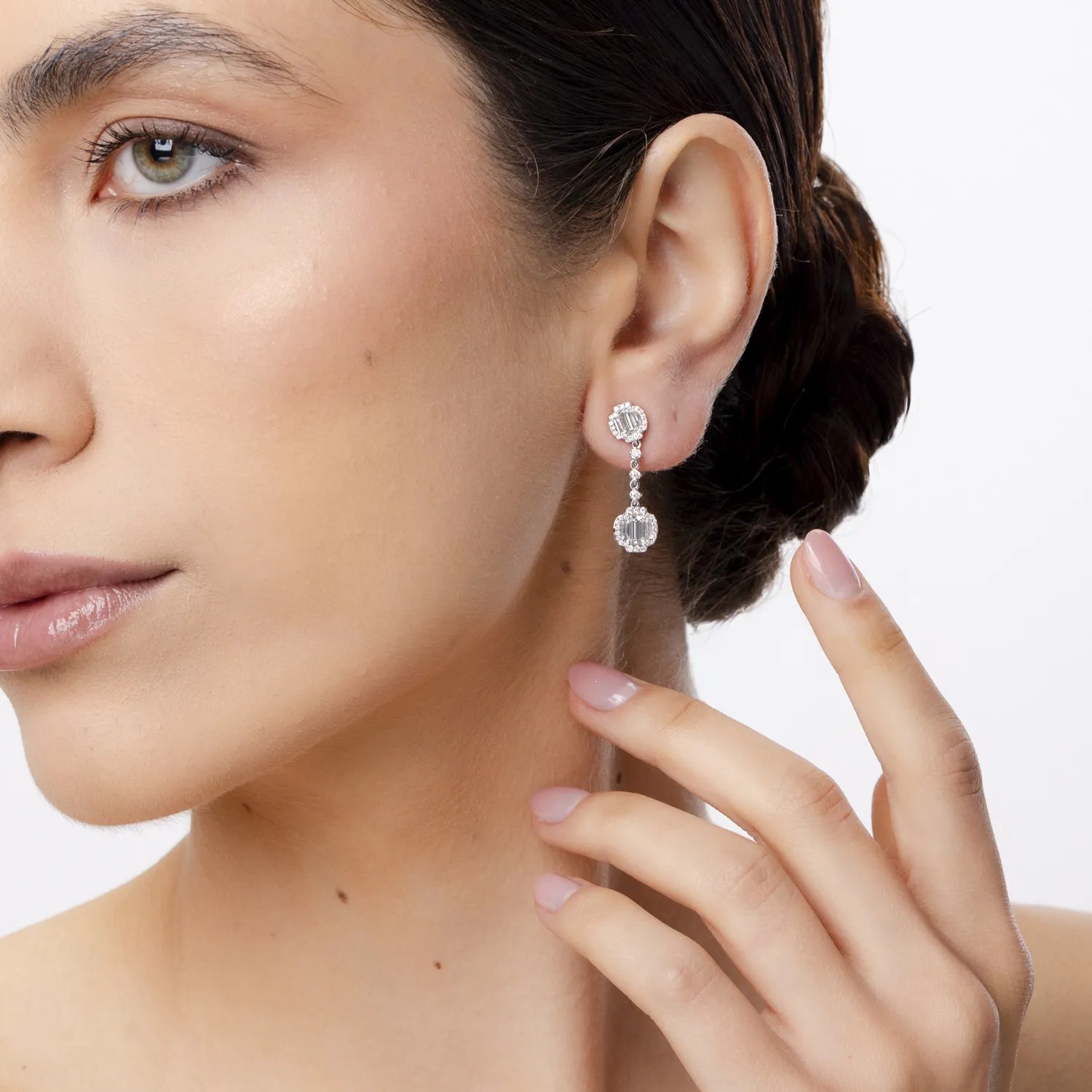 Cercei din aur alb cu diamante – Teilor Cercei din aur alb cu diamante – Teilor