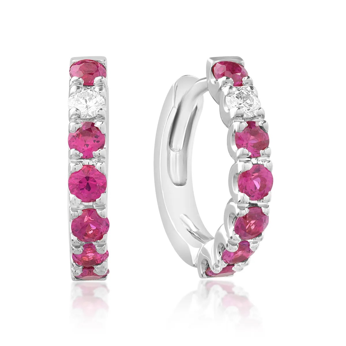 Cercei din aur alb cu rubine de 0.84ct și diamante de 0.1ct Cercei din aur alb cu rubine de 0.84ct și diamante de 0.1ct