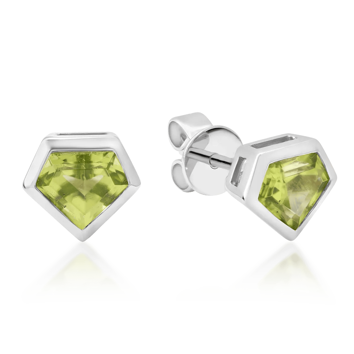 Cercei din aur alb cu peridote de 1.2ct Cercei din aur alb cu peridote de 1.2ct