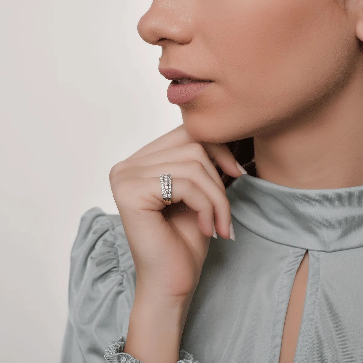 Inel din aur galben cu diamante | eleganță pură Inel din aur galben cu diamante | eleganță pură