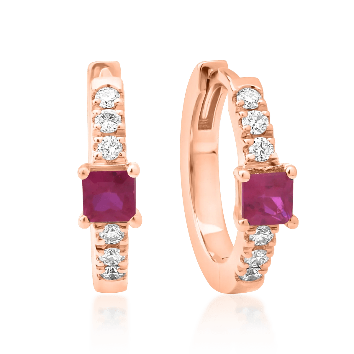 Cercei din aur roz cu rubine tăietură princess de 0.15ct și diamante 0.06ct Cercei din aur roz cu rubine tăietură princess de 0.15ct și diamante 0.06ct