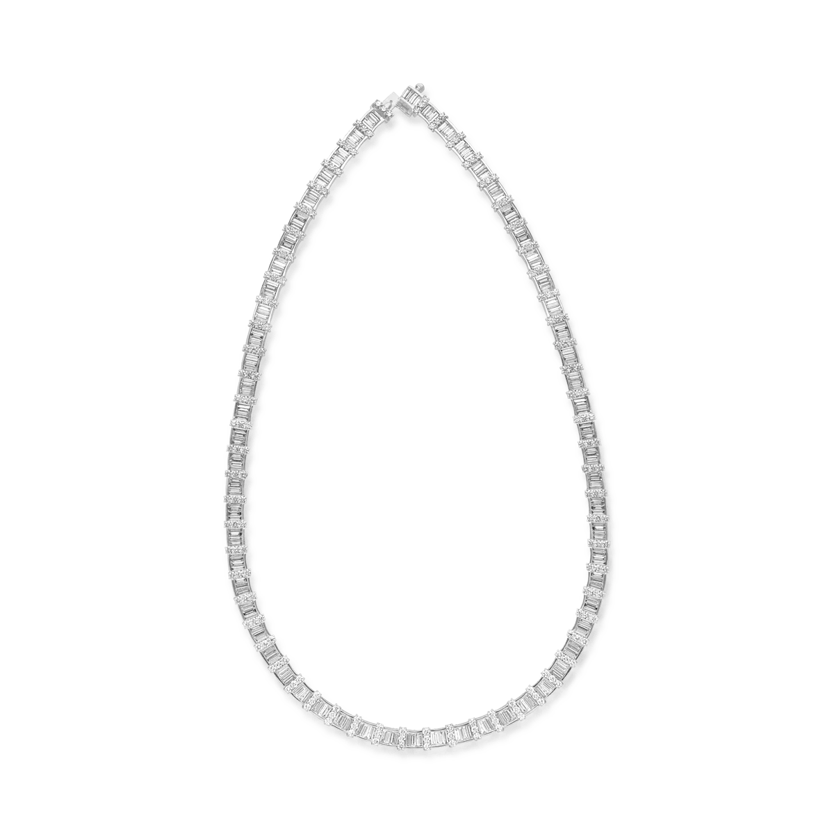 Colier din aur alb cu diamante de 13.29ct Colier din aur alb cu diamante de 13.29ct