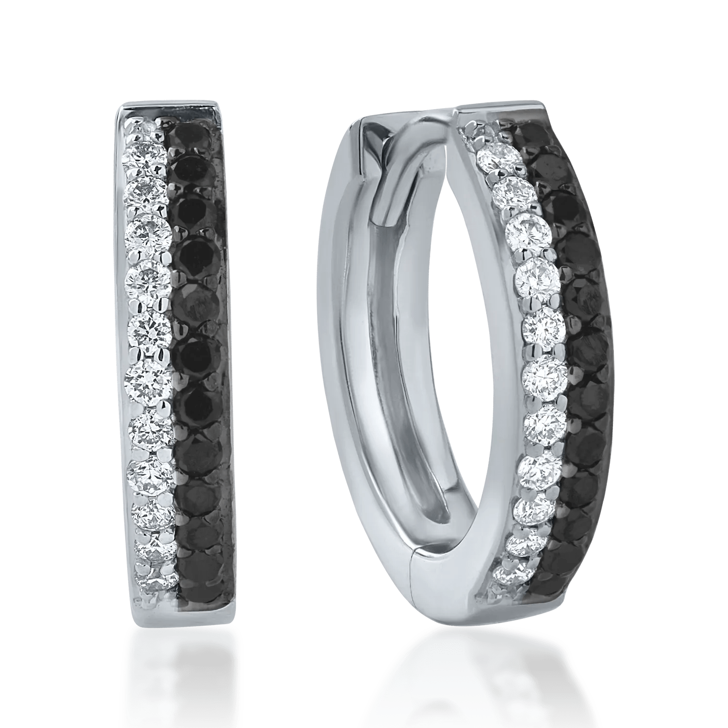 Cercei din aur alb cu diamante negre și transparente – 0.15ct și 0.11ct Cercei din aur alb cu diamante negre și transparente – 0.15ct și 0.11ct